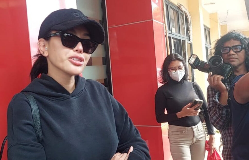 Langkah Hukum Nikita Mirzani Jalani BAP dengan 58 Pertanyaan di Kasus Vadel Badjideh